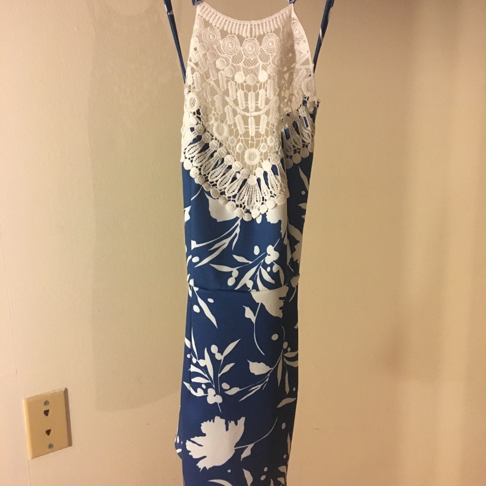 Mini dress